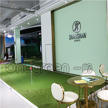 冯珊珊高尔夫培训中心